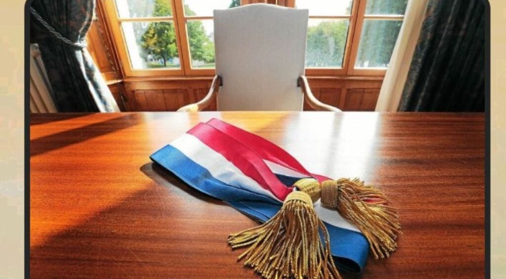 Municipales 2026 en France : battu dans les urnes, un maire sortant met fin à ses jours