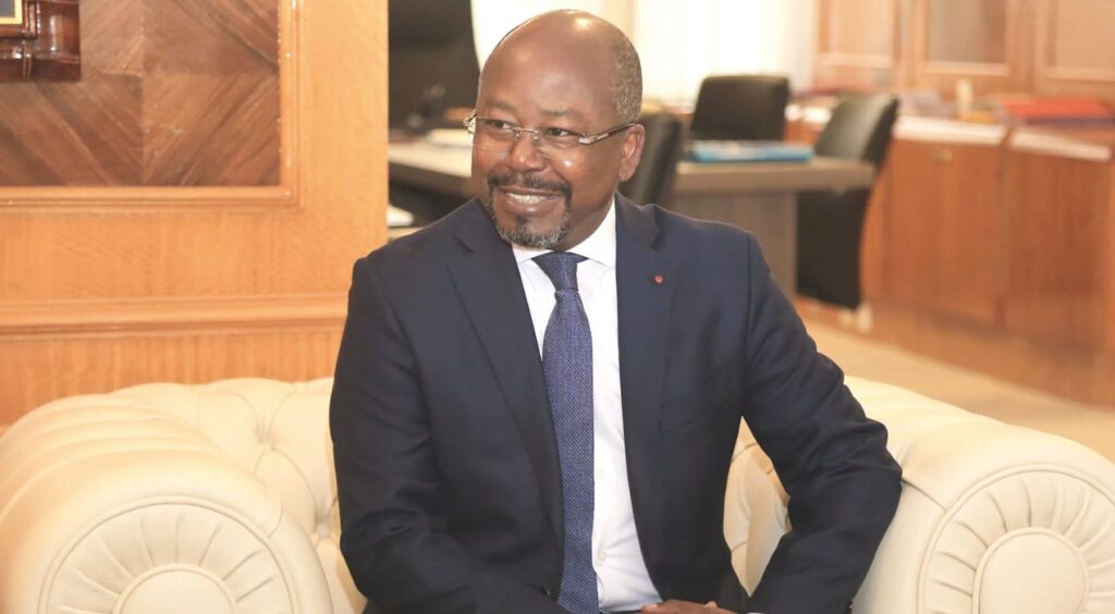 Gabon : L’ancien Premier ministre Bilie-By-Nze arrêté dans une affaire judiciaire