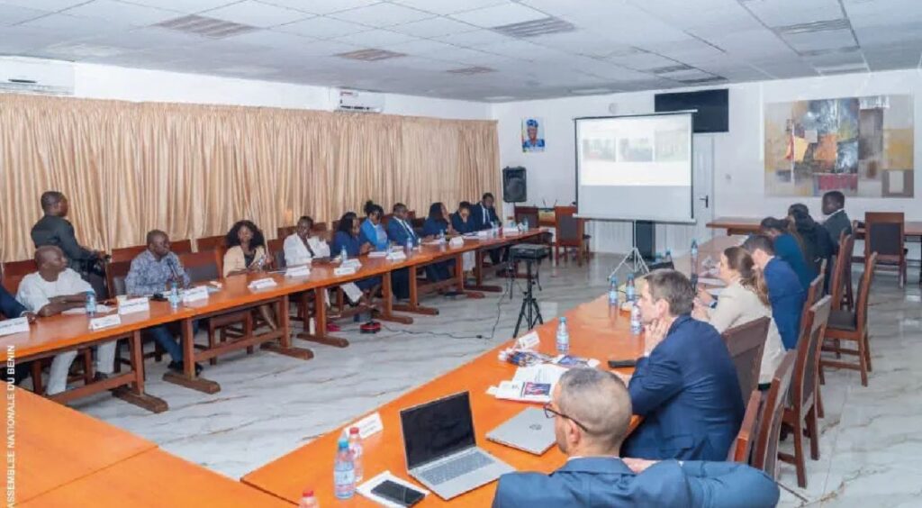 Le Bénin renforce sa diplomatie parlementaire avec modèle français