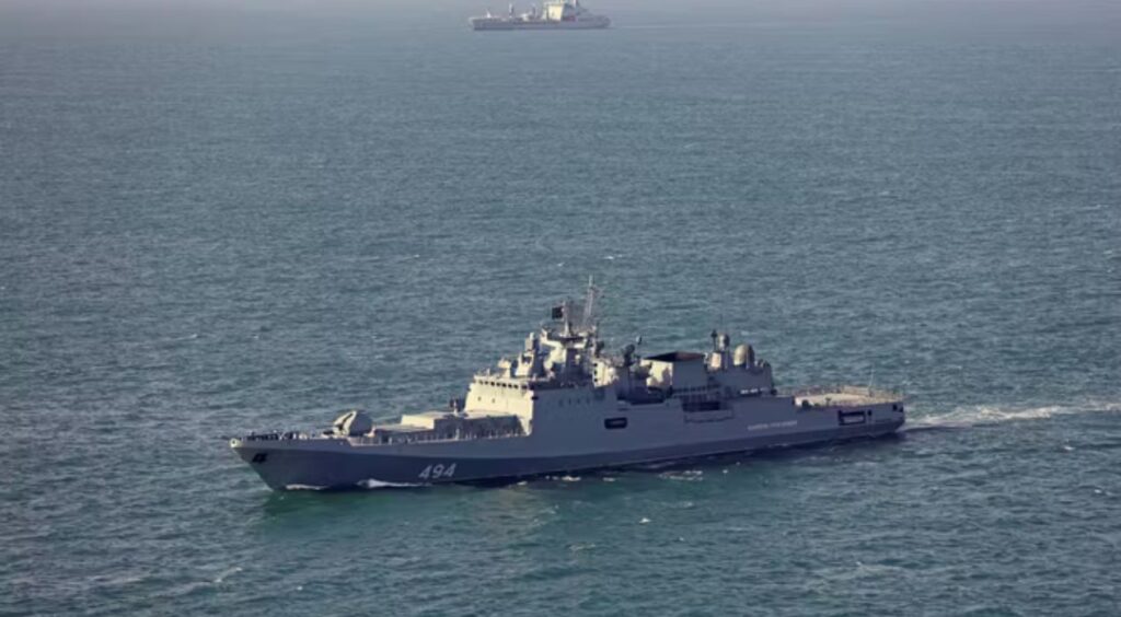 Manche : Une frégate russe vise un yacht britannique, enquête ouverte