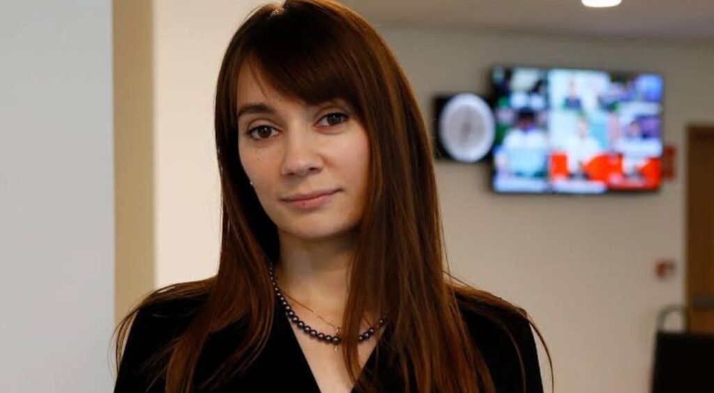 France : Les avoirs de la chroniqueuse Xenia Fedorova gelés pour six mois, son expulsion confirmée