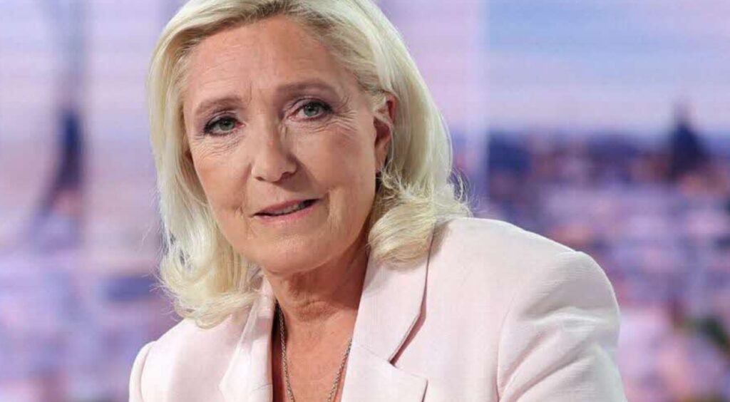 Présidentielle 2027 : Malgré sa condamnation, Marine Le Pen officialise sa candidature