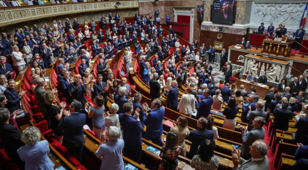 France : L’Assemblée adopte la présomption d’usage légitime des armes
