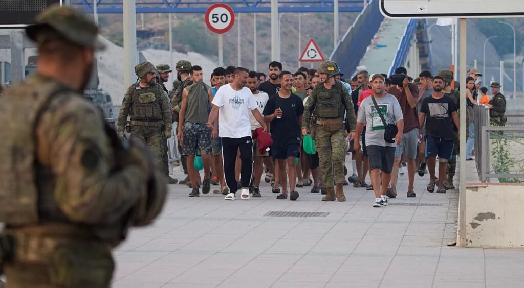 Ceuta : 1 800 migrants relogés, 500 mineures prises en charge