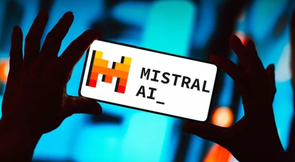 Mistral AI lève 3 milliards d’euros pour son virage industriel